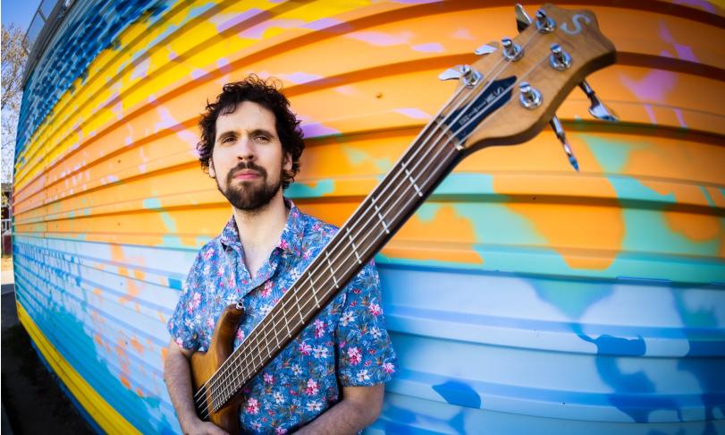 Review Carl Mayotte – Claude