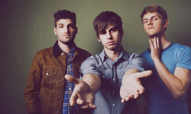 Review Foster The People – Paradise State Of Mind