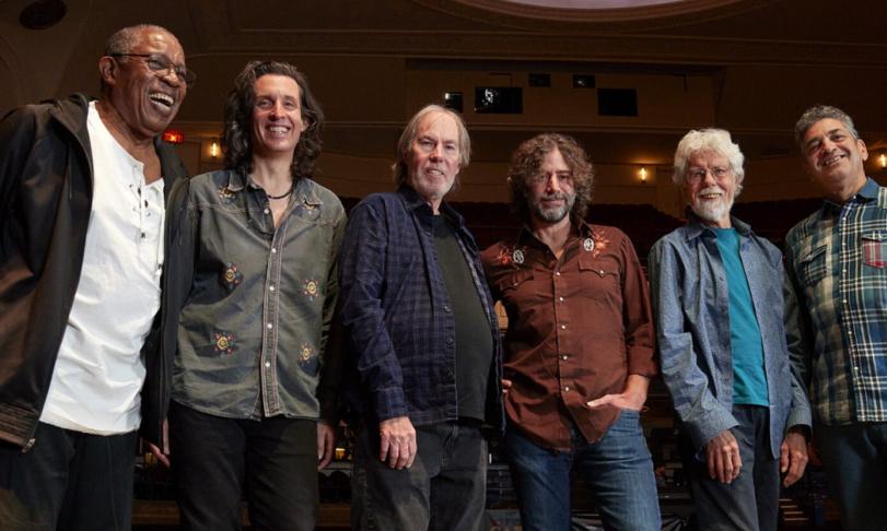 Review Little Feat – Strike Up The Band