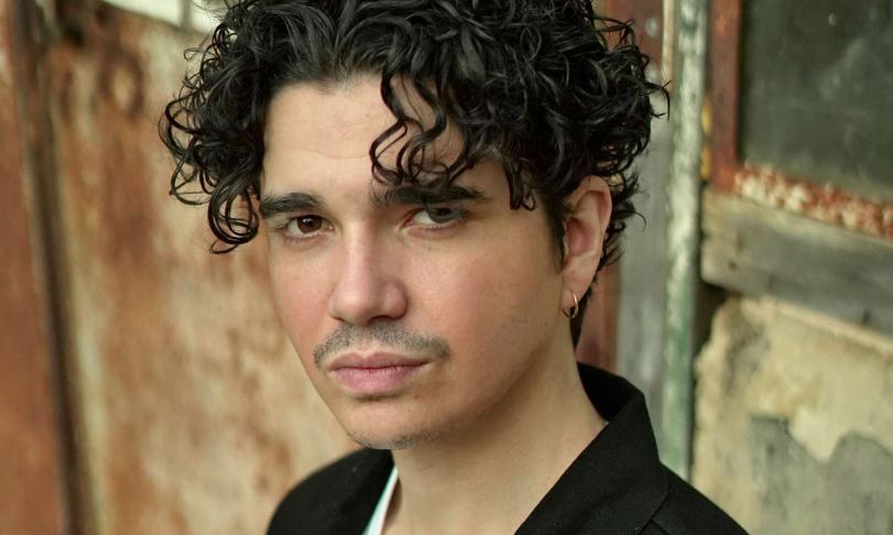 Review Noé Huchard – Young And Fine