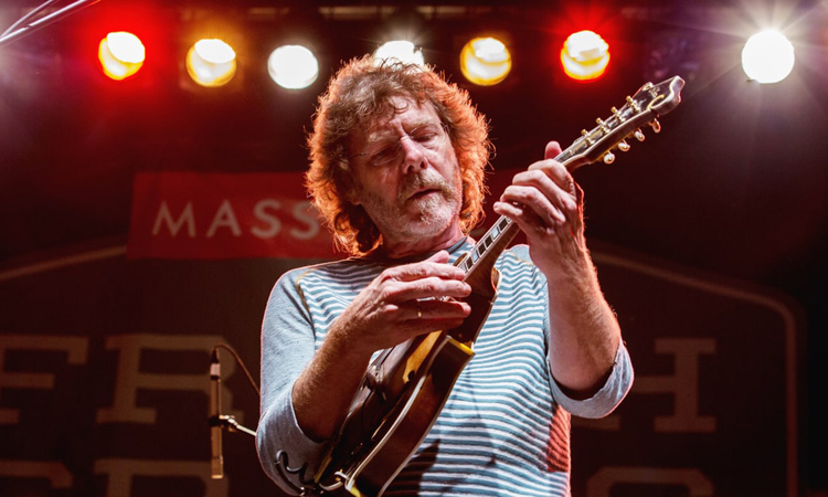 Review Sam Bush – Storyman