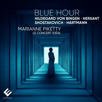 Cover Blue Hour