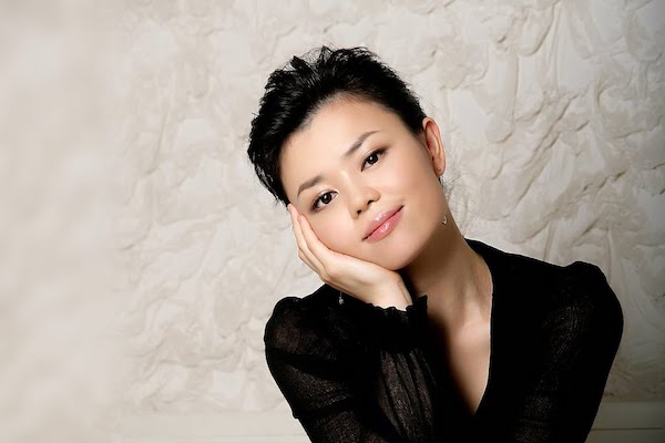 Sa Chen, Gulbenkian Orchestra & Lawrence Foster