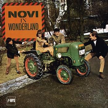 Cover Novi in Wonderland (Remastered)