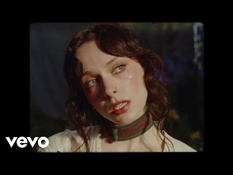 Video Holly Humberstone - Cruel World