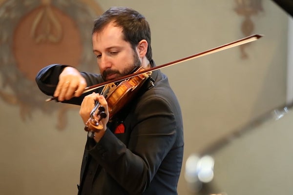 Davide Alogna, Karsiyaka Municipality Chamber Orchestra & Hakan Sensoy