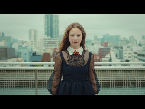 Video Laufey - Lover Girl