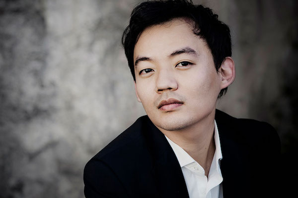 William Youn & Rundfunk-Sinfonieorchester Berlin & Valentin Uryupin