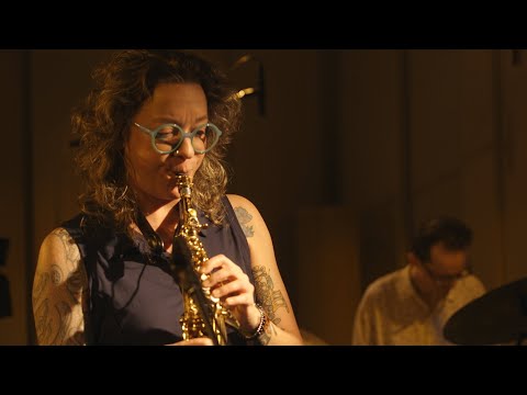 Video Kate Olson - KNKX Studio Session