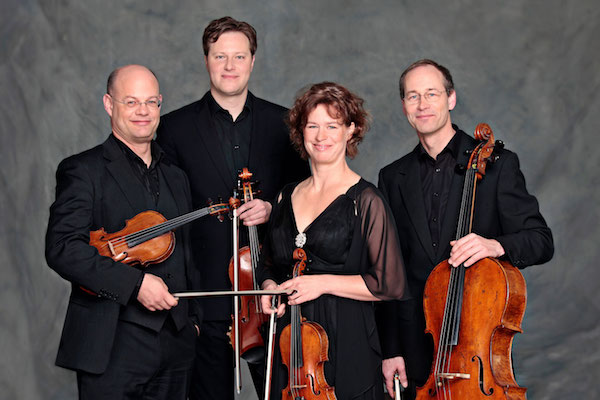 Mandelring Quartett & Roland Glassl