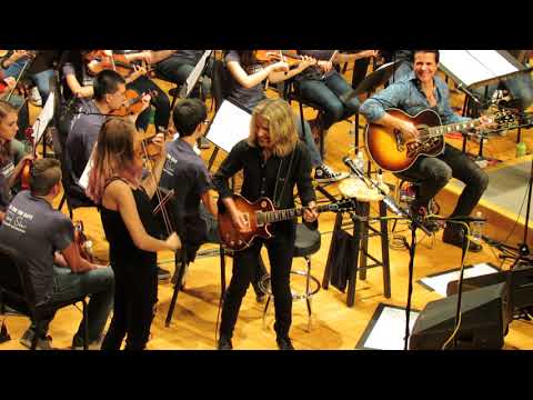 Video Tommy Shaw & the Contemporary Youth Orchestra: Sing for the Day