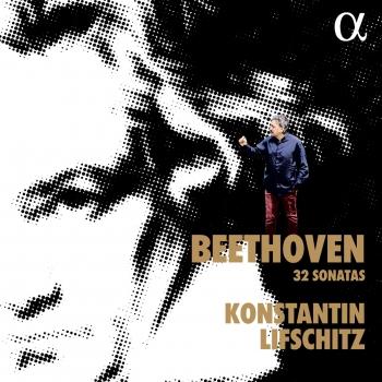 Cover Beethoven: 32 Sonatas