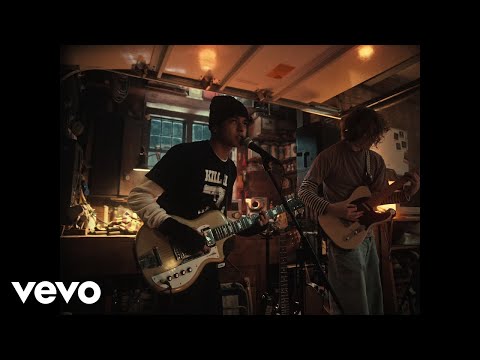 Video Kamal. - suffer (live from the garage)