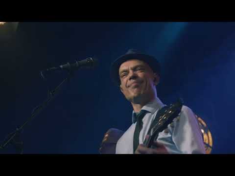 Video Thorbjørn Risager & The Black Tornado - Hold My Lover Tight (Live At Hotel Cecil)