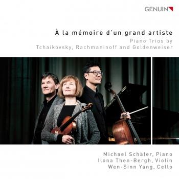 Cover A la memoire d'un grand artiste: Piano Trios by Tchaikovsky, Rachmaninoff & Goldenweiser