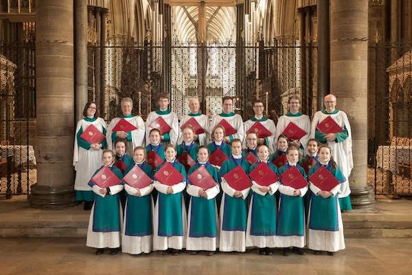 The Choir of Salisbury Cathedral, John Challenger & David Halls