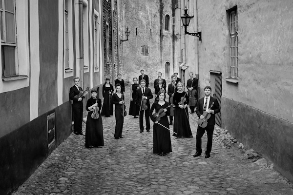Constanine Caravassilis, Tenth Muse Ensemble, Tallinna Kammerorkester & Kais Roose