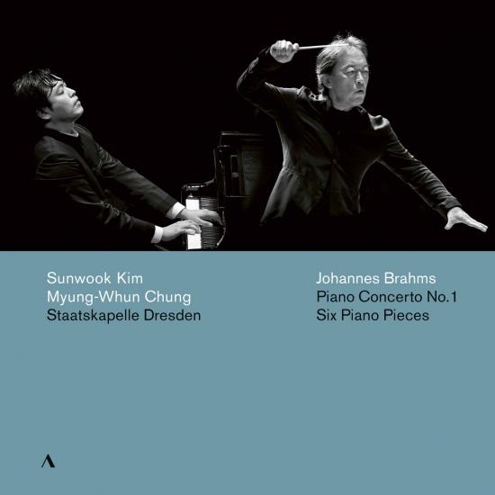 Cover Brahms: Piano Concerto No. 1 in D Minor, Op. 15 & 6 Piano Pieces, Op. 118