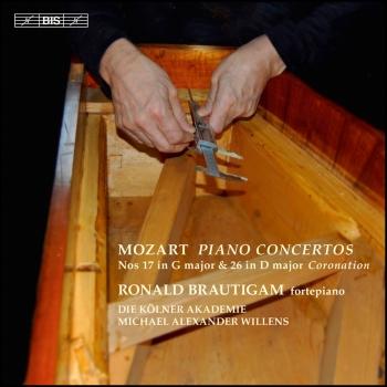 Cover Mozart: Piano Concertos Nos. 17 in G major & 26 in D major, 'Coronation'