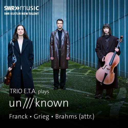 Cover Trio E.T.A. plays Un | Known