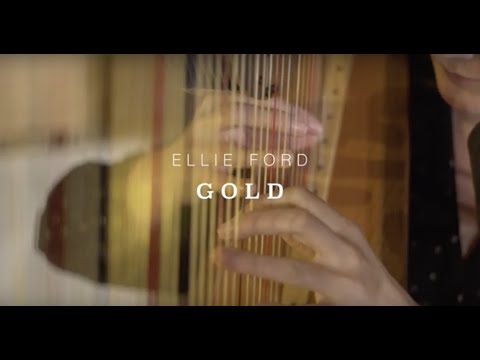 Video Ellie Ford 'Gold' Live At Brighton Road Studio