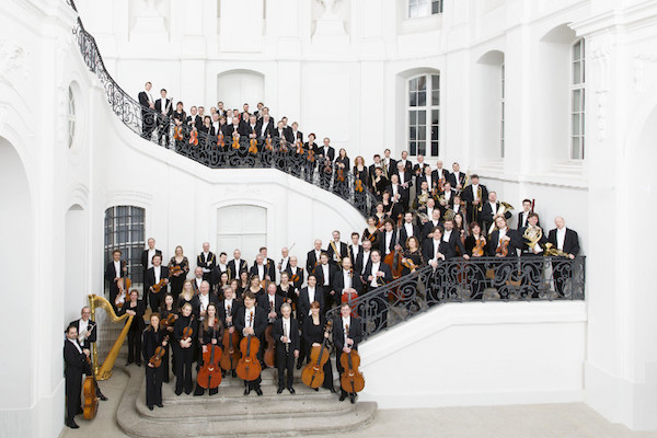 Dresden Philharmonic & Michael Sanderling