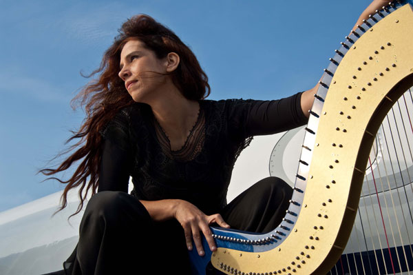 Cristina Braga & The Modern Samba Quartet