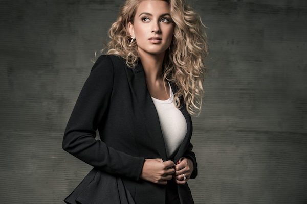 Tori Kelly