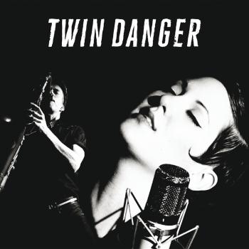Cover Twin Danger