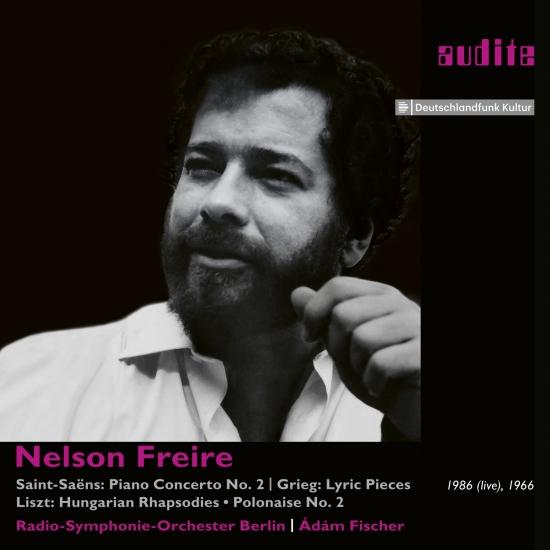 Cover Nelson Freire plays Saint-Saëns' Piano Concerto No. 2 and Piano Works by Grieg & Liszt (Remastered)
